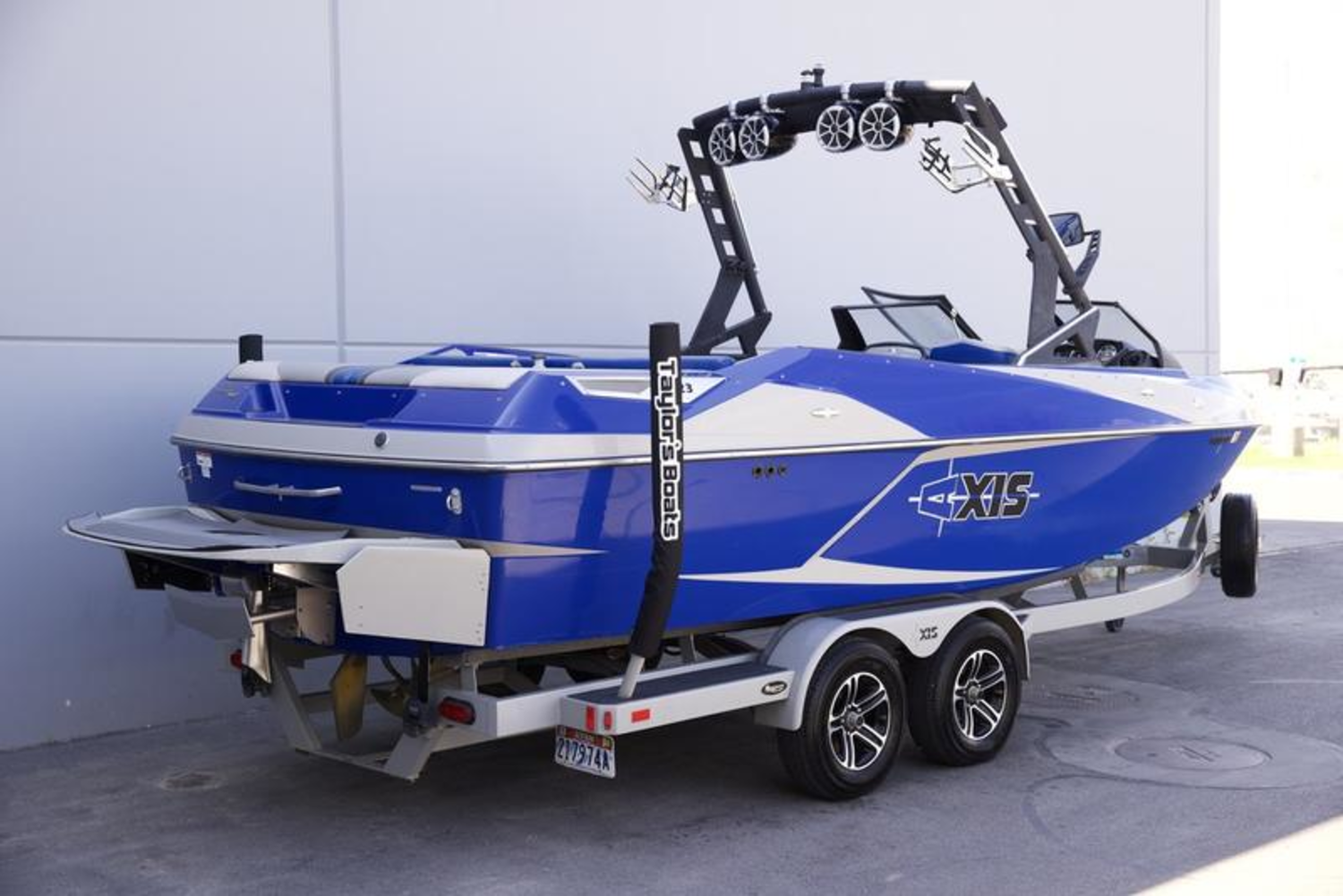 2015 Axis Wake Research T23