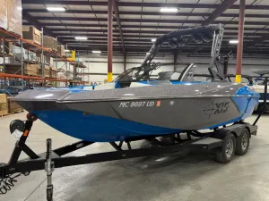 2017 Axis Boats A20 for sale in Walloon Lake, Michigan
