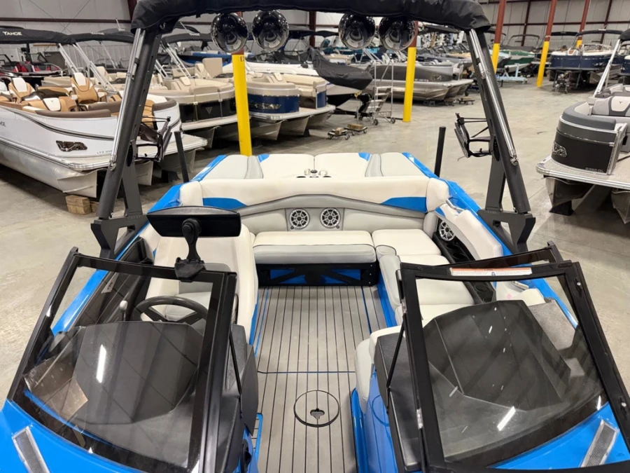 2017 Axis Boats A20 for sale in Walloon Lake, Michigan