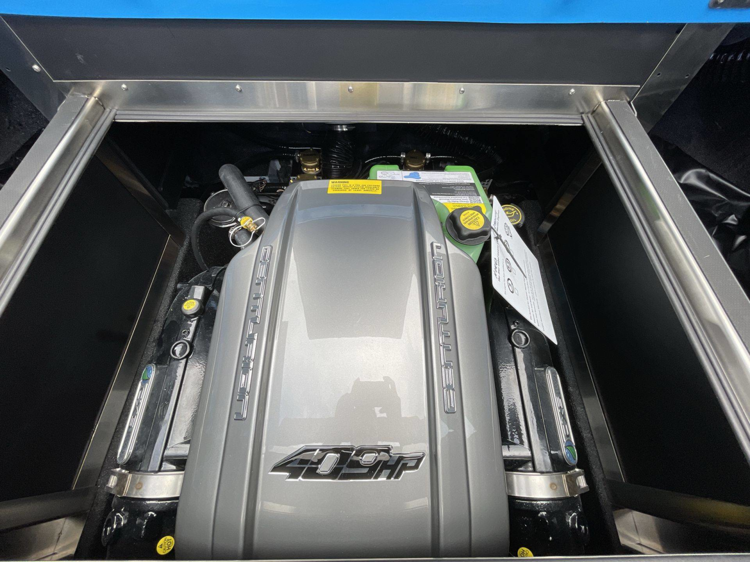 2025 Centurion NV213