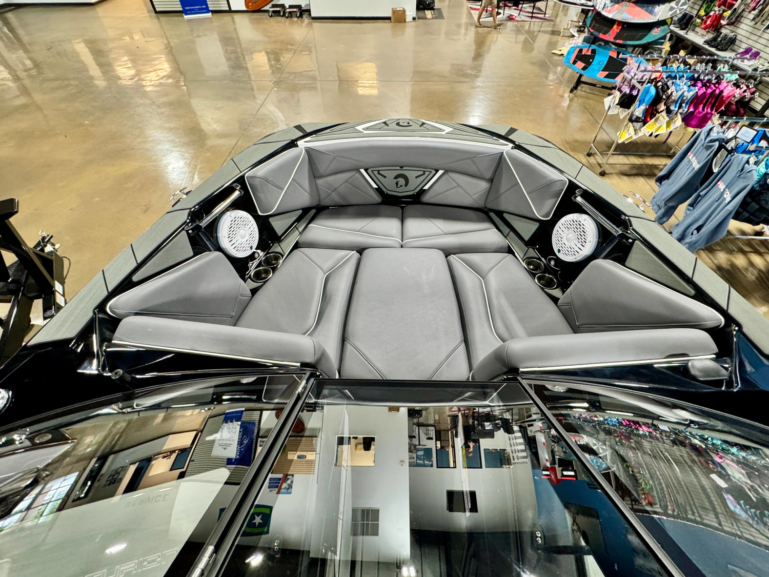 2026 Centurion NV233