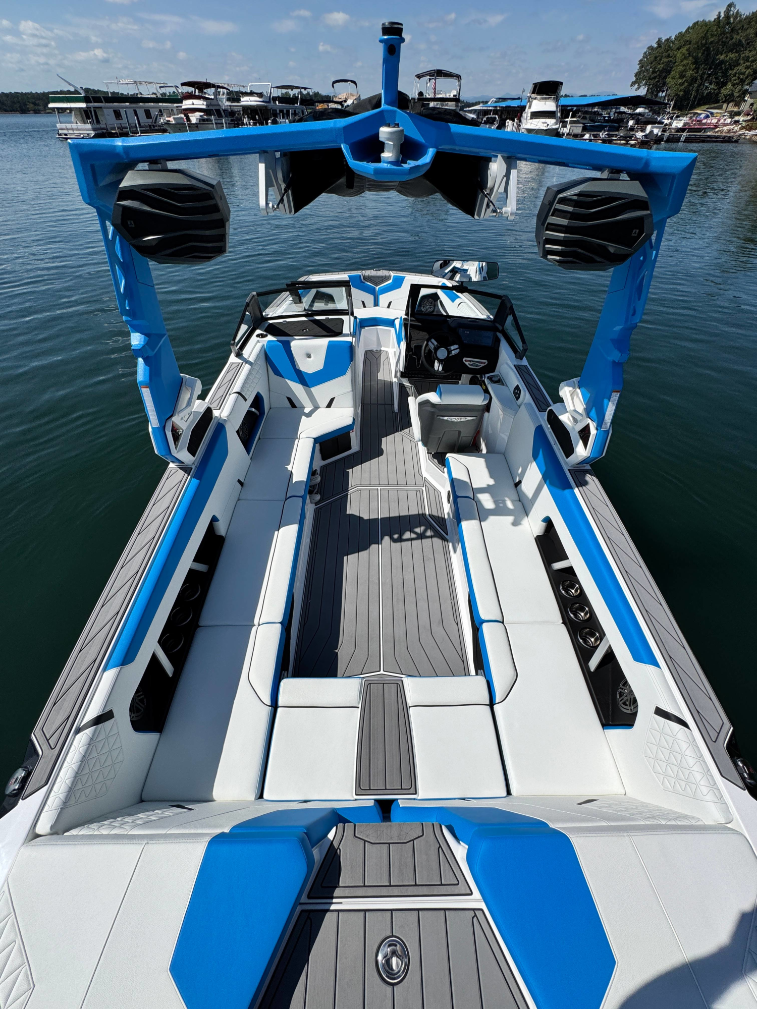 2026 Nautique GS24