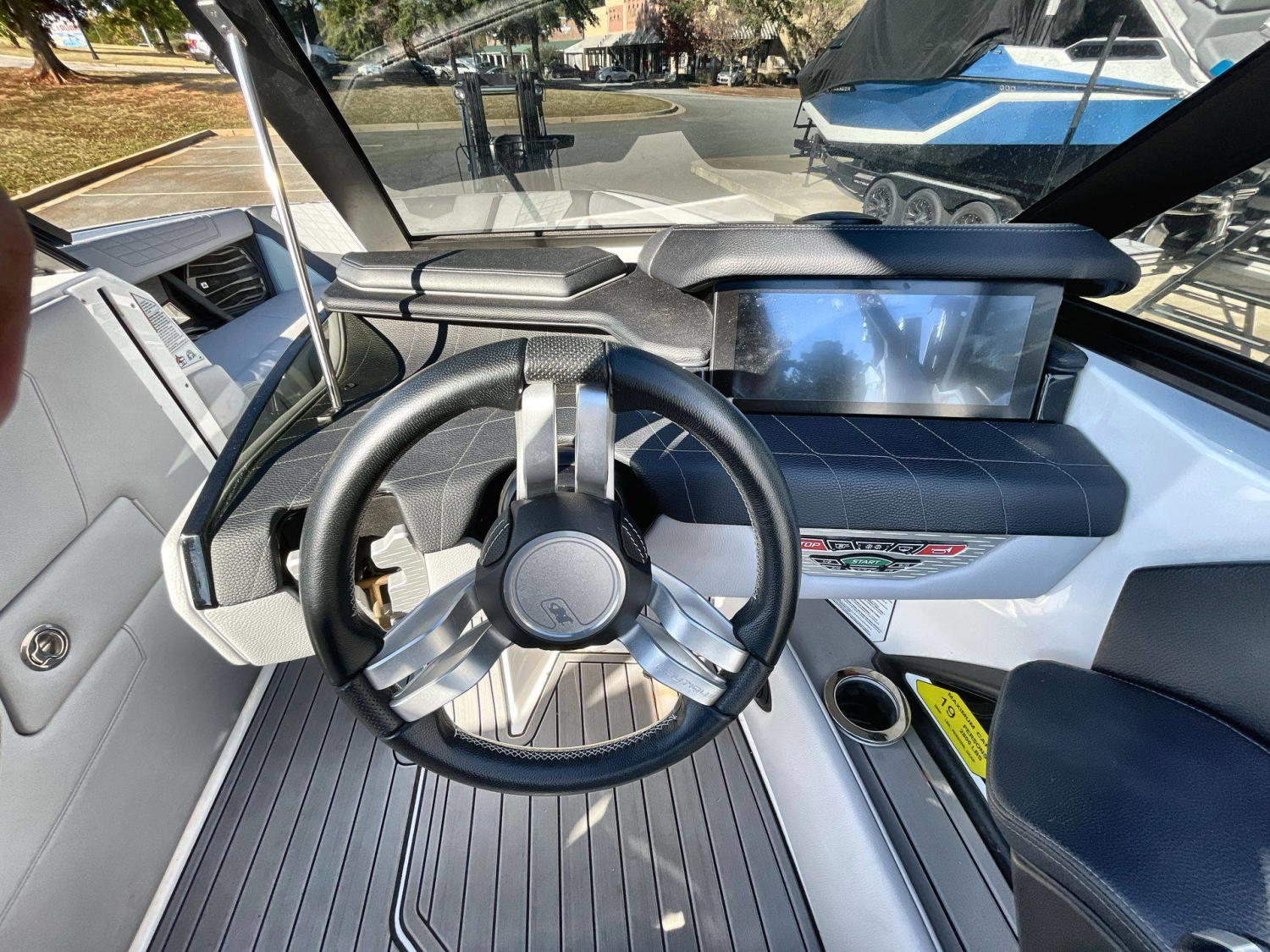 2021 Nautique G25