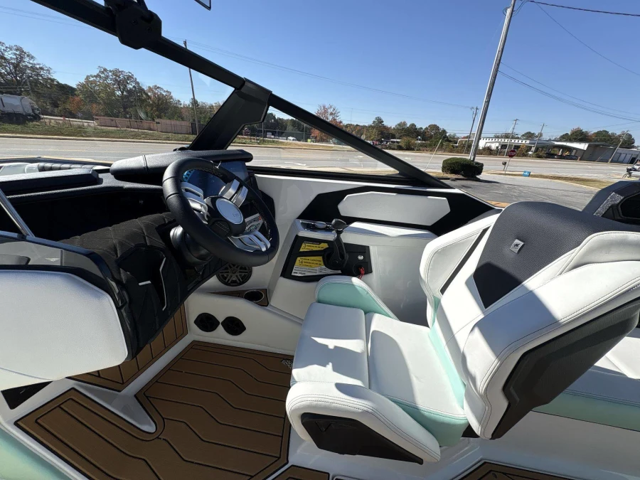2026-nautique-s21-129153-image25