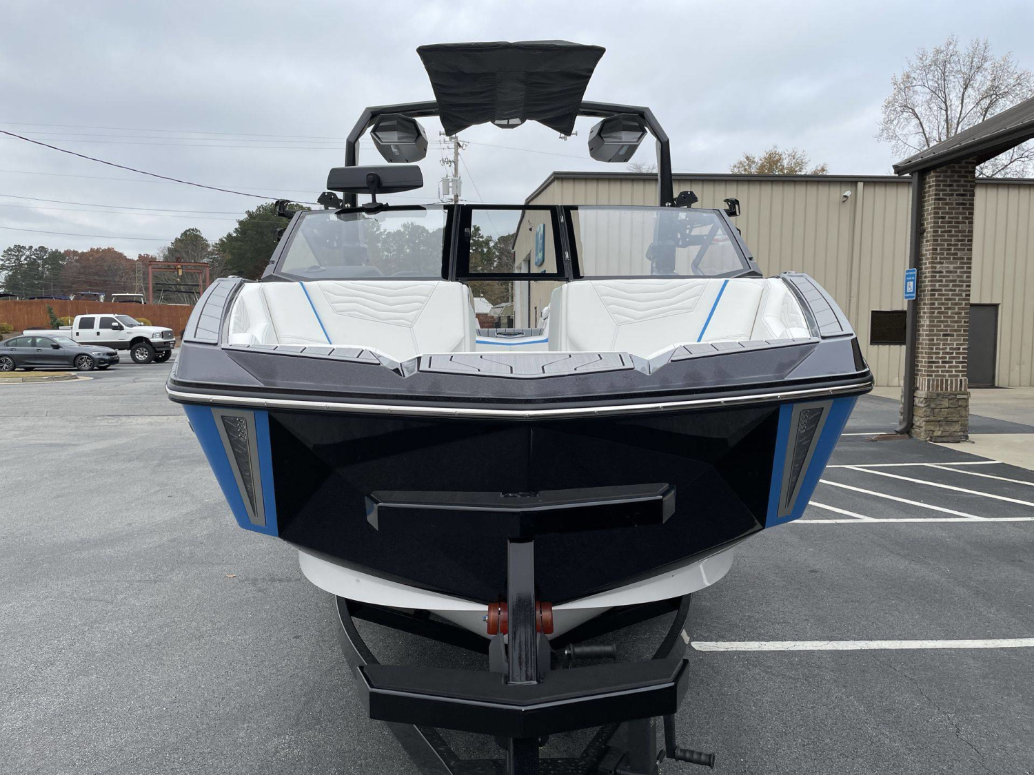 2026 Nautique G21