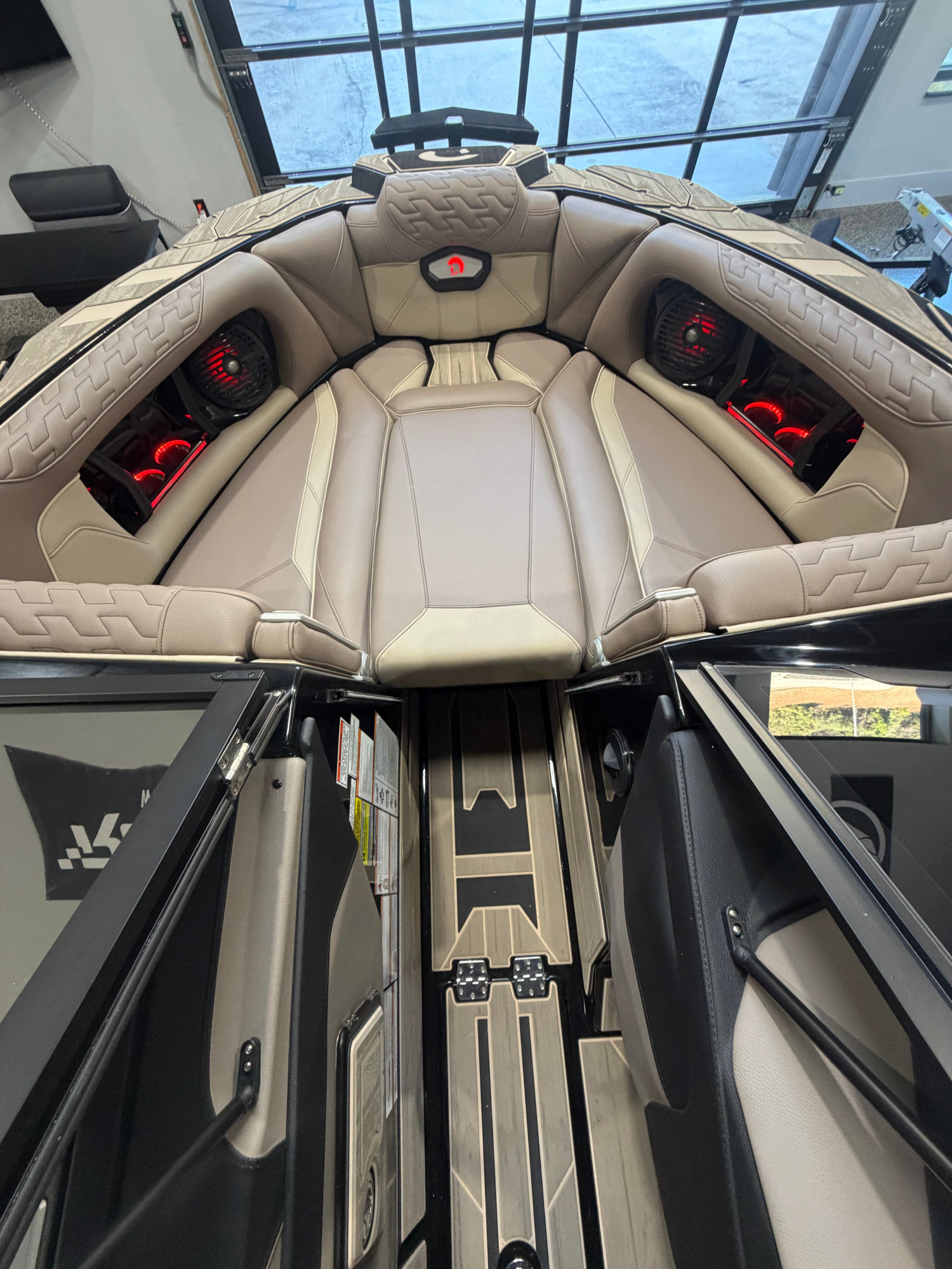 2026 Centurion Ri230