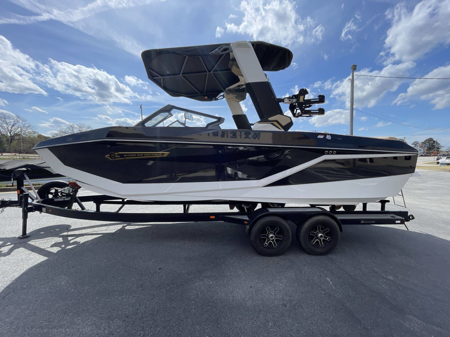 2026 Nautique G23