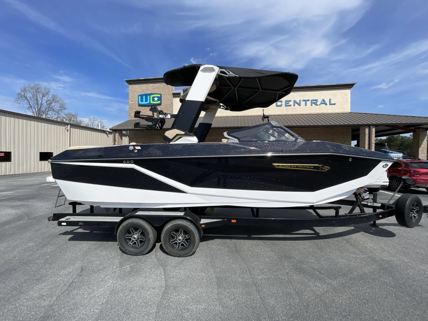 2026 Nautique G23
