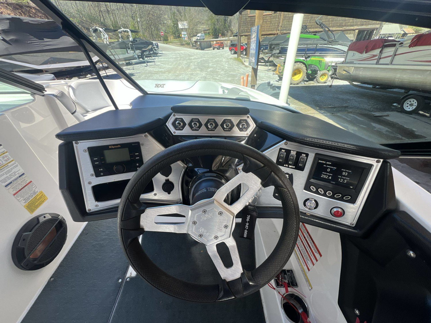 2018 MasterCraft NXT22