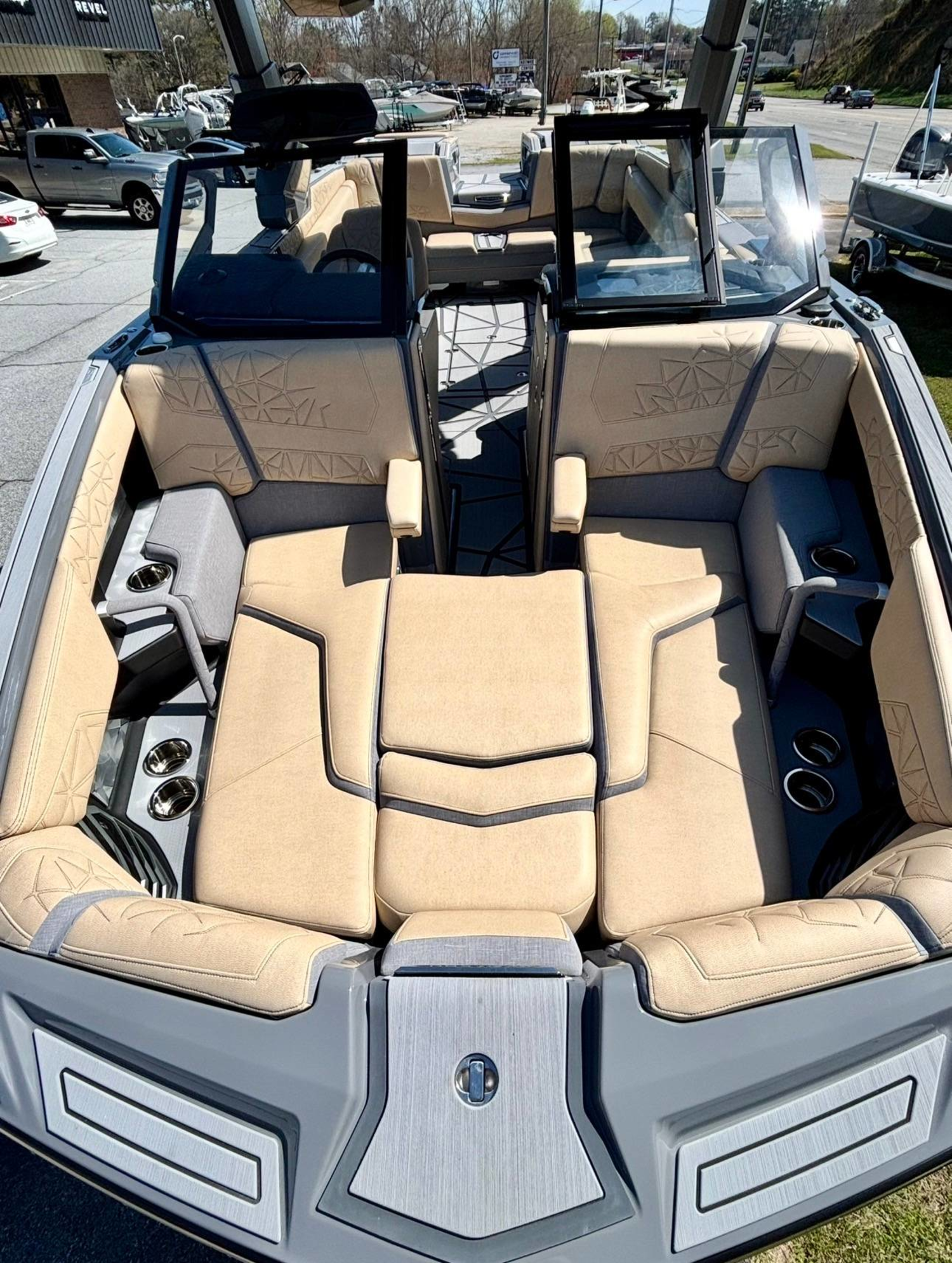 2025 Nautique Paragon G25