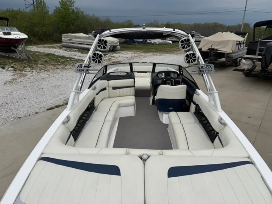 2013 Malibu Boats Wakesetter 24 MXZ for sale in Spokane, Missouri