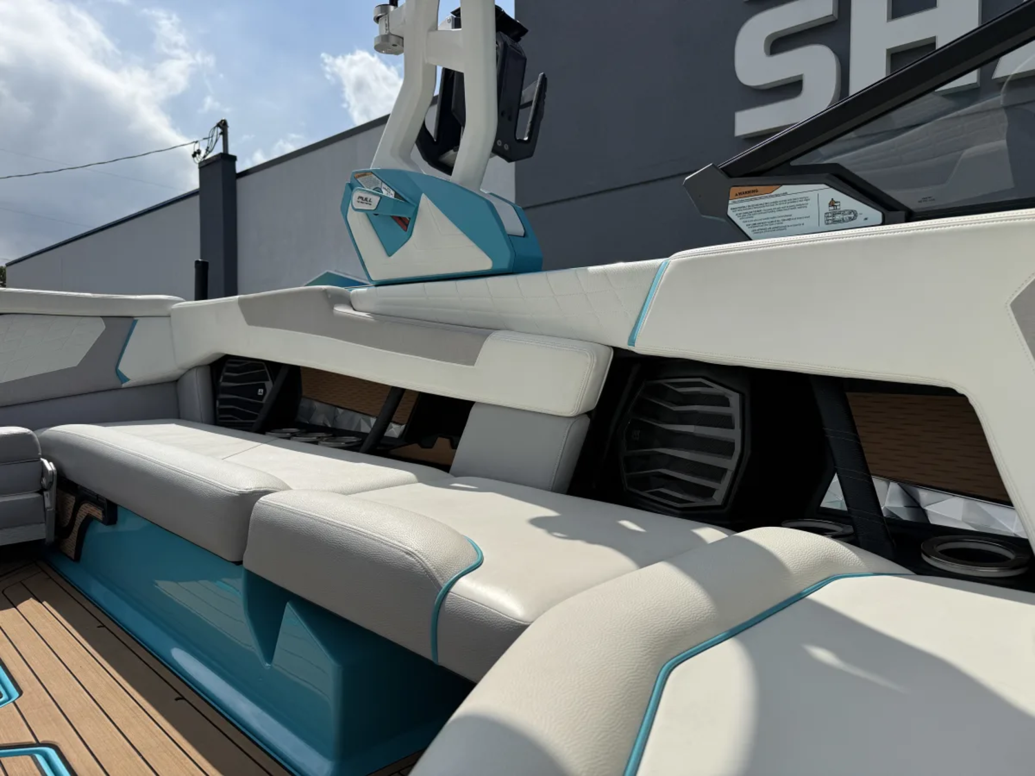 2021 Nautique G25