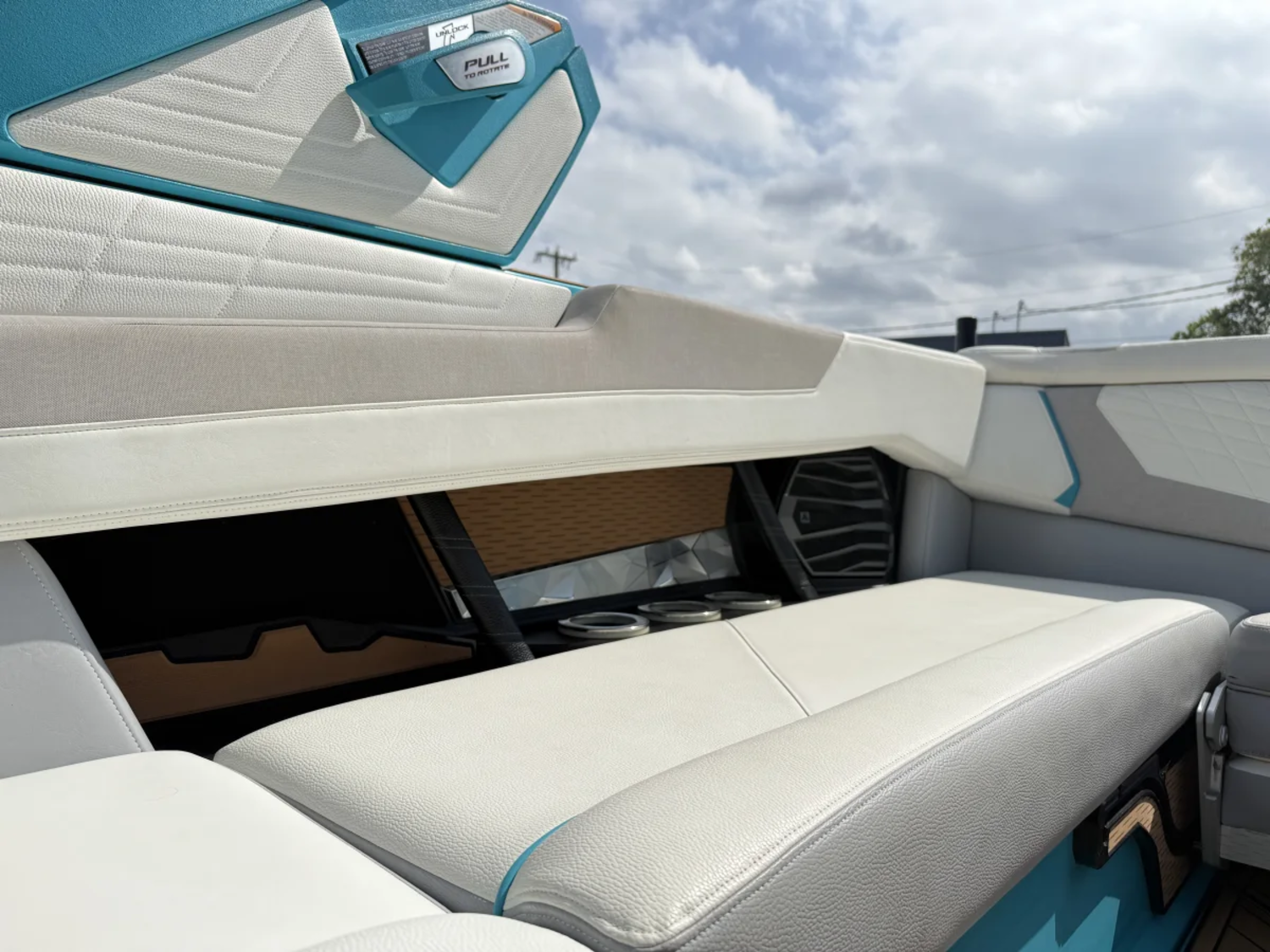 2021 Nautique G25