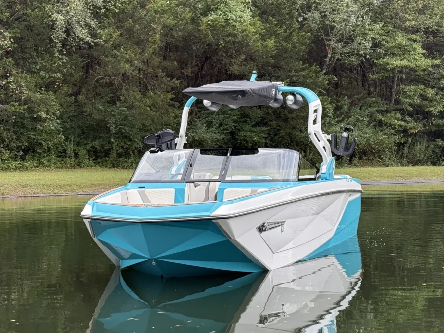 2021-nautique-g25-129212-image1_224043.webp