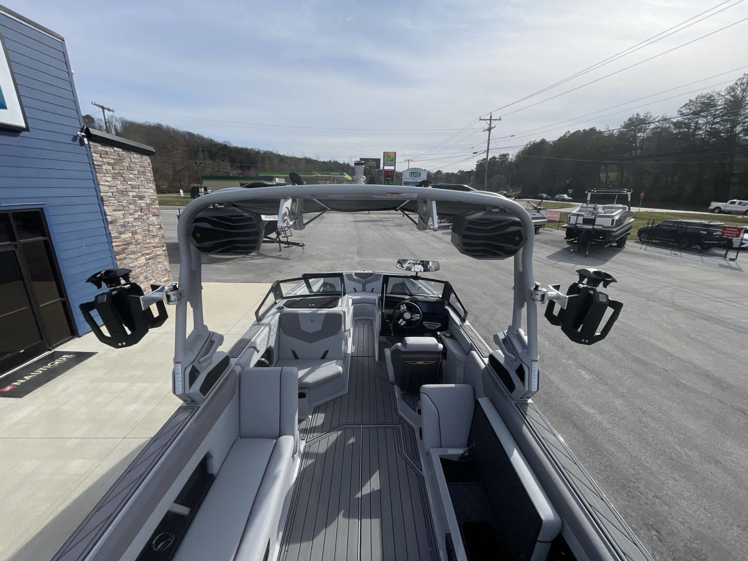 2025 Nautique GS24