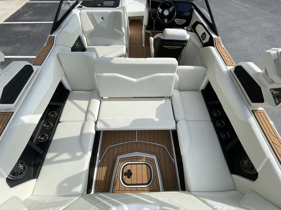 2026-nautique-s23-129603-image23