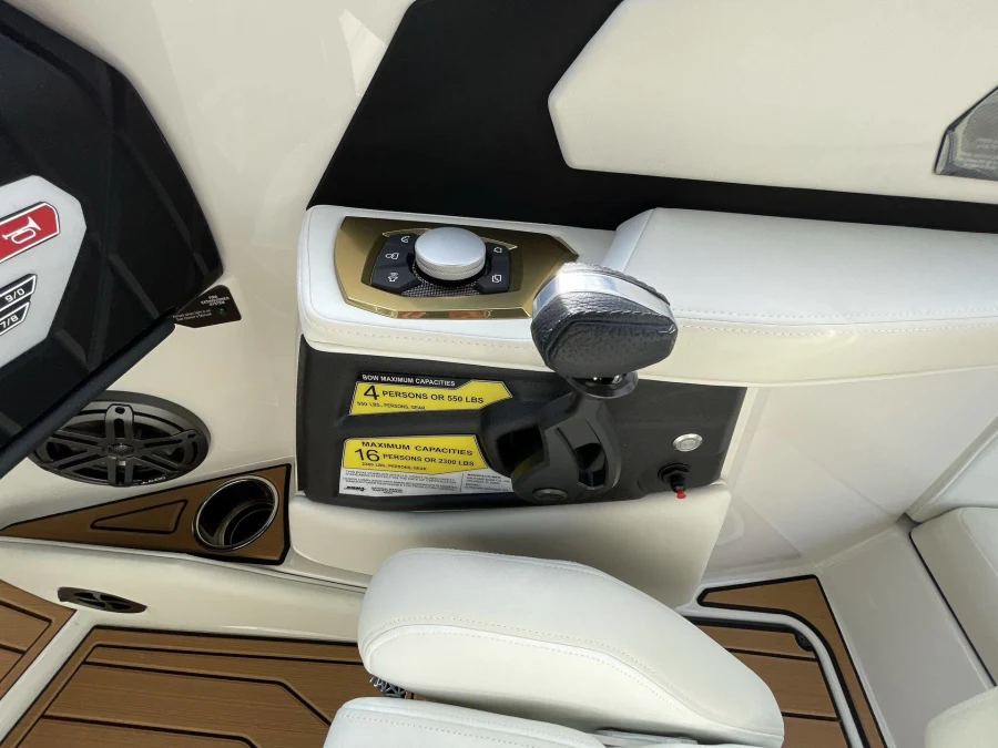 2026-nautique-s23-129603-image27