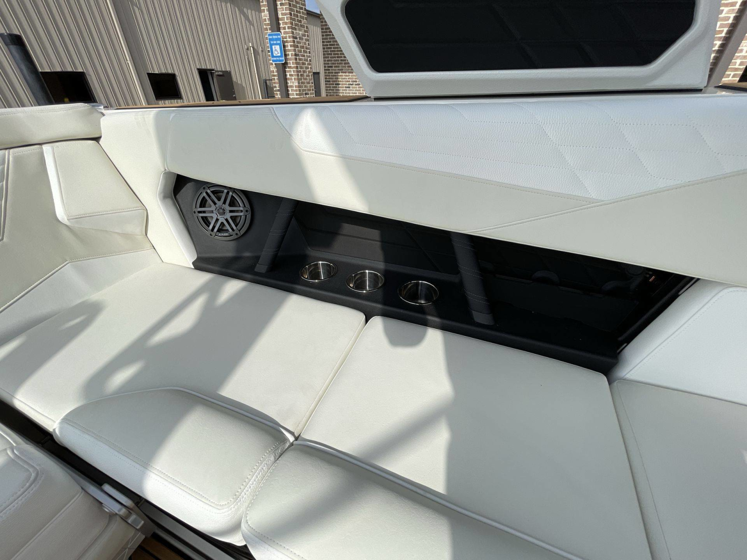 2026 Nautique S23