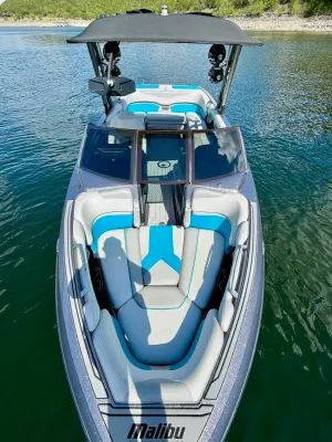 2016 Malibu Boats Wakesetter 25 LSV for sale in Volente, Texas