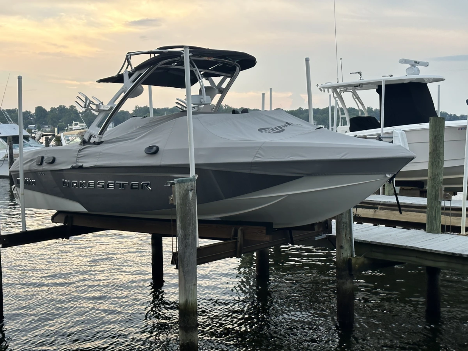 2014 Malibu Wakesetter 23LSV