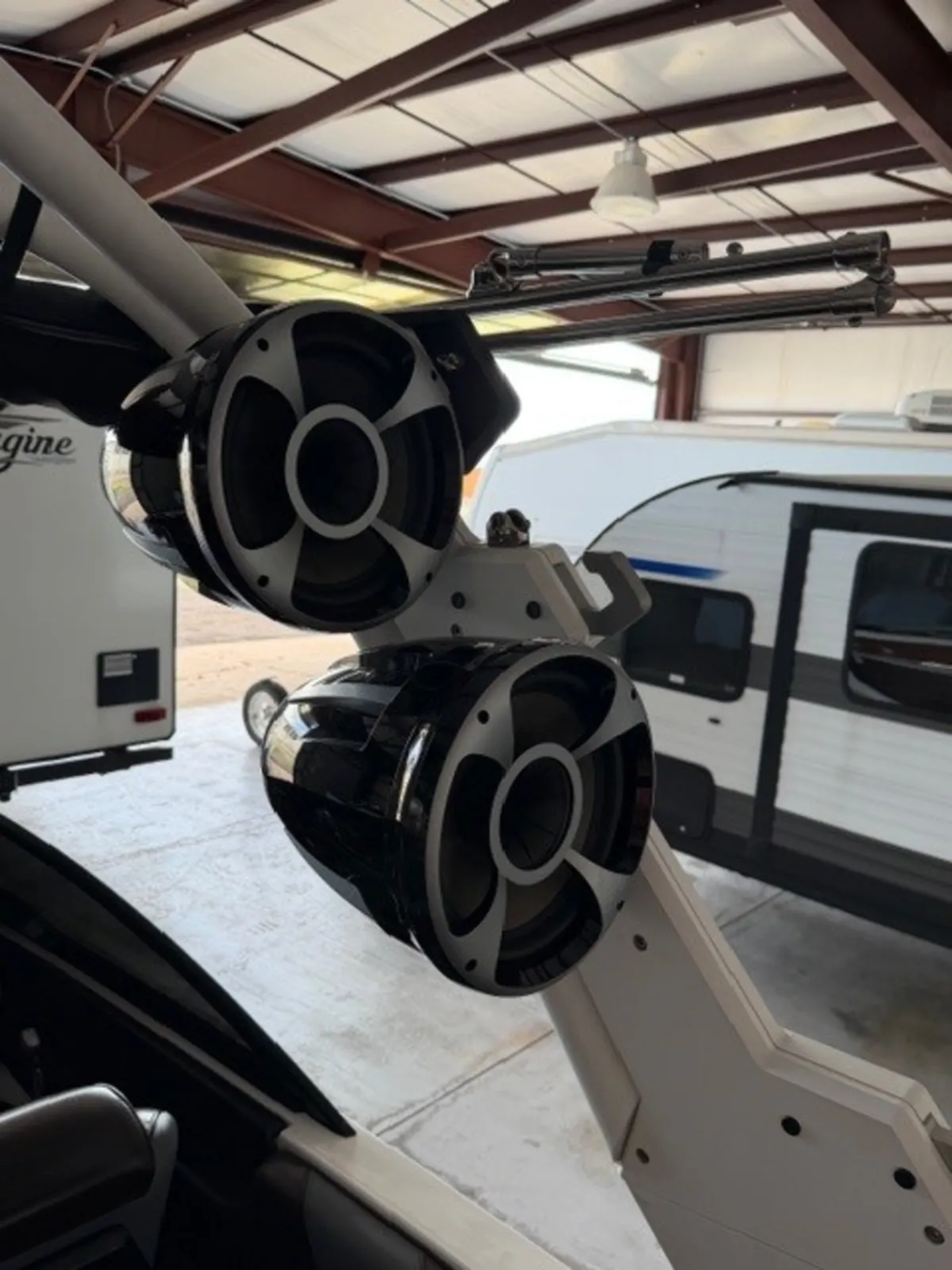 2019 Malibu 23 LSV Wakesetter Boat LOADED