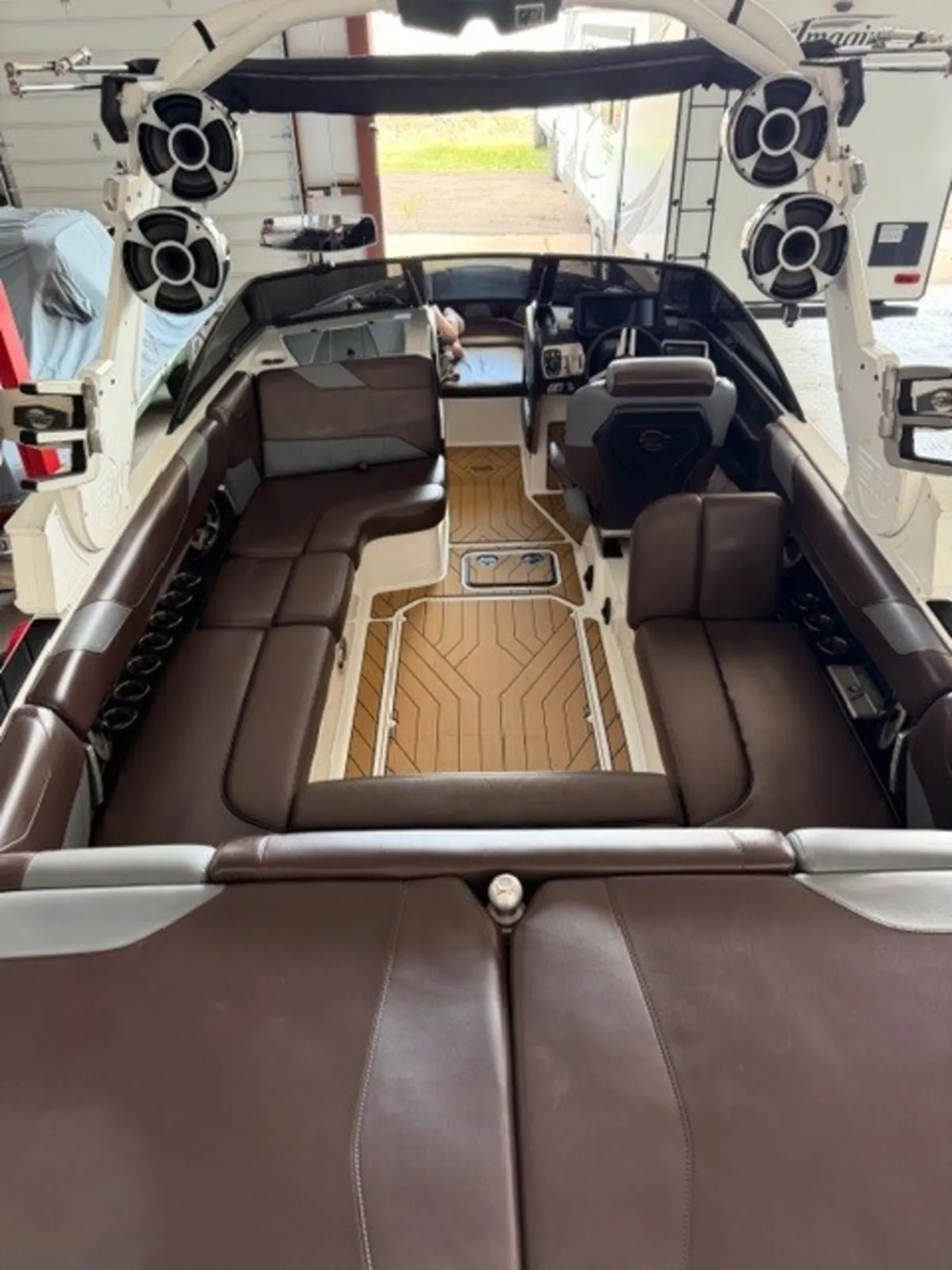 2019 Malibu 23 LSV Wakesetter Boat LOADED