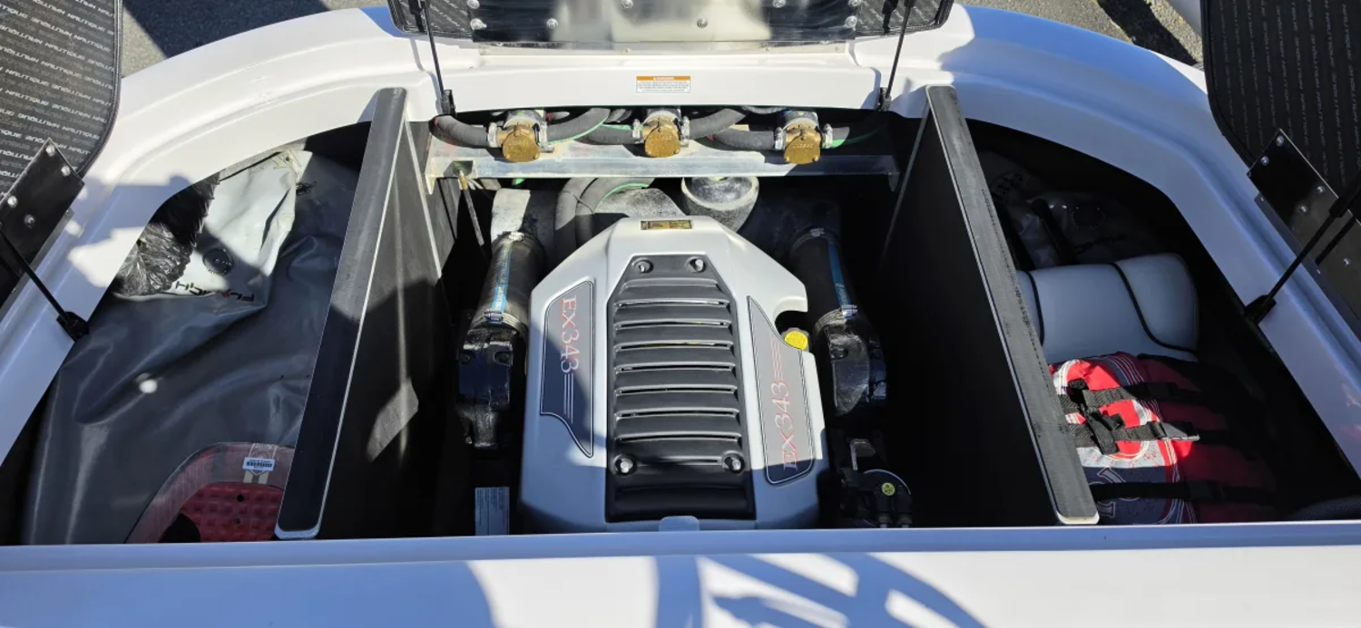 2011 Super Air Nautique 210 TE