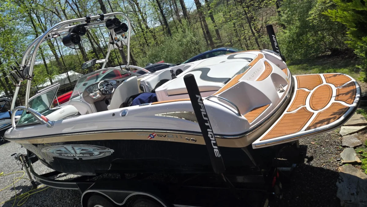 2005 Nautique SV211 Limited Edition (plus) w trailer 