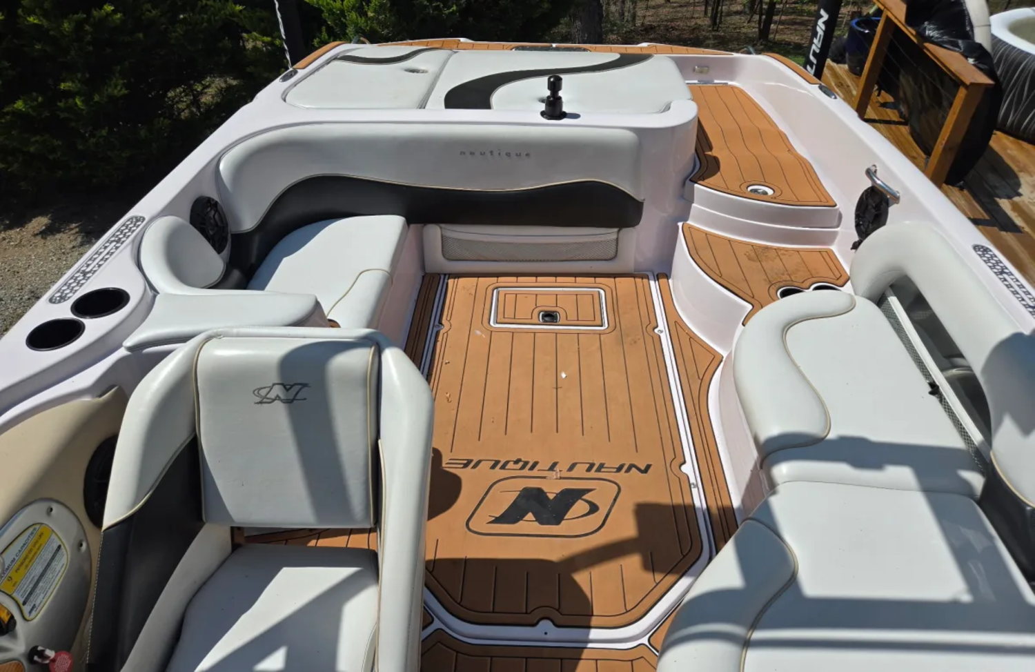 2005 Nautique SV211 Limited Edition (plus) w trailer 