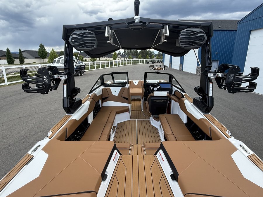 2026-nautique-s23-131612-image12