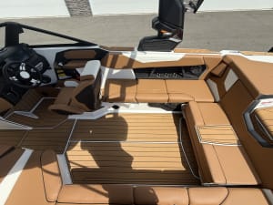 2026-nautique-s23-131612-image15