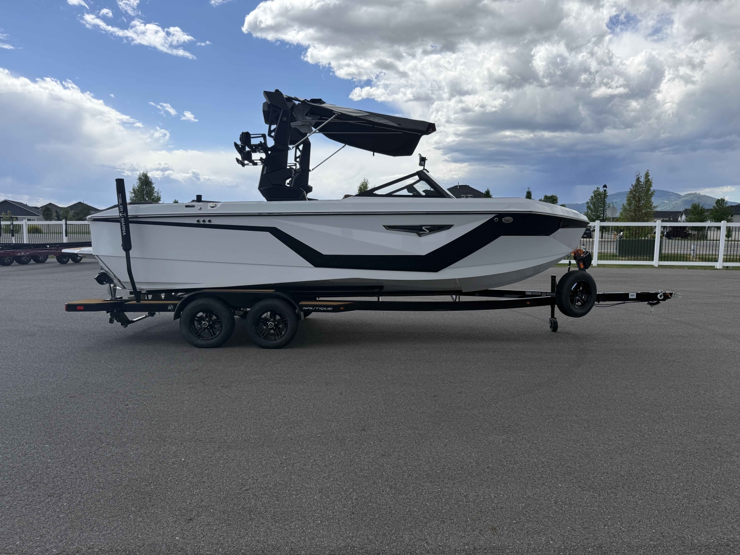 2026 Nautique S23
