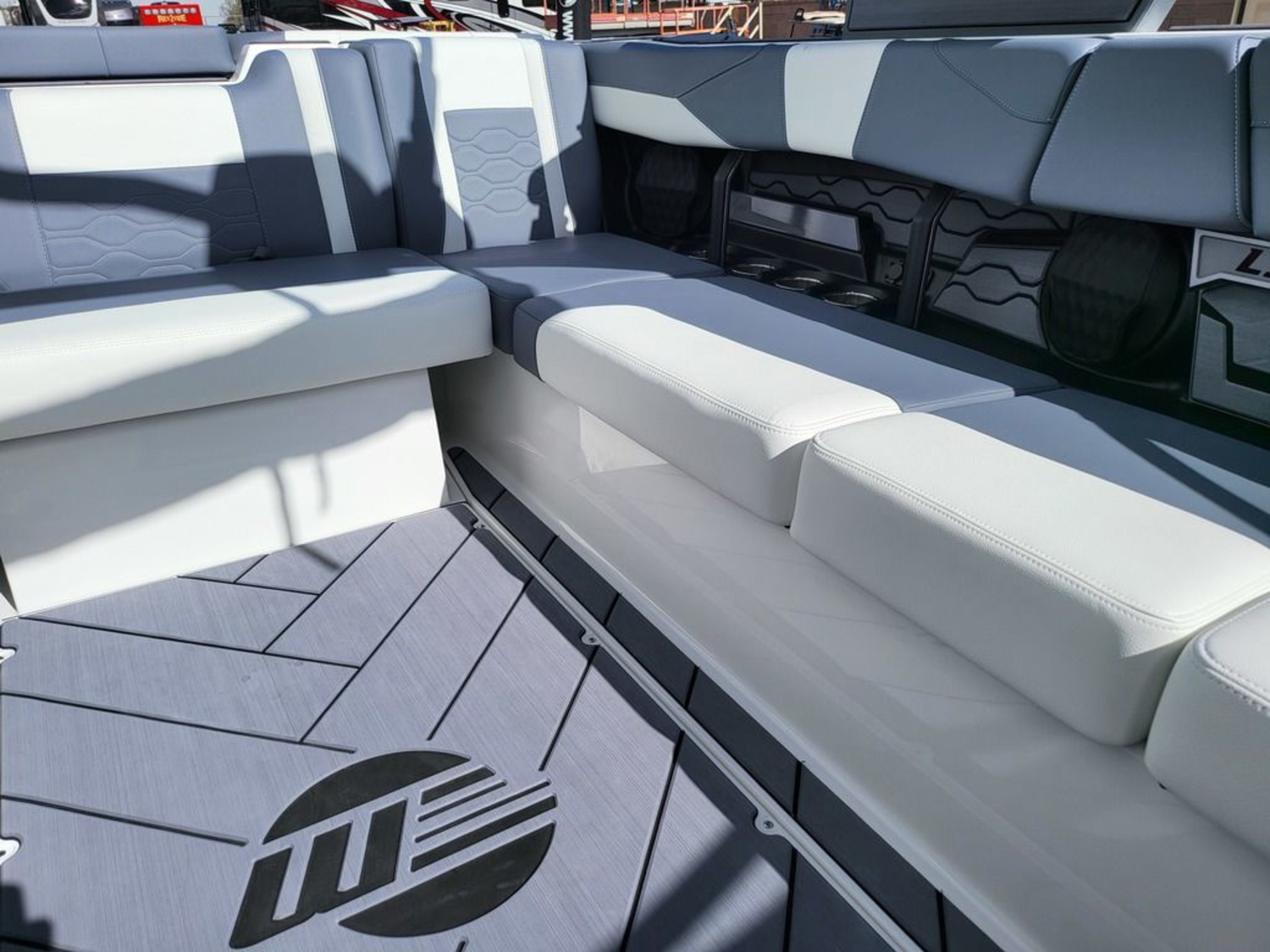 2026 Malibu Boats 23 LSV