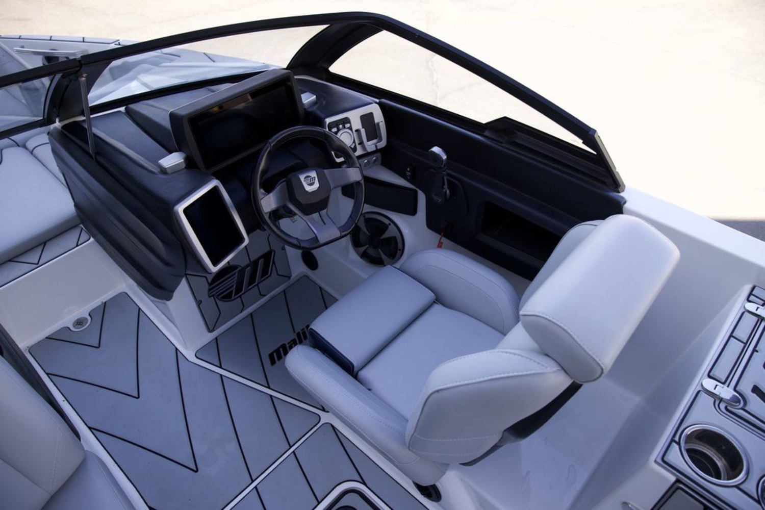 2020 Malibu Boats 25 LSV