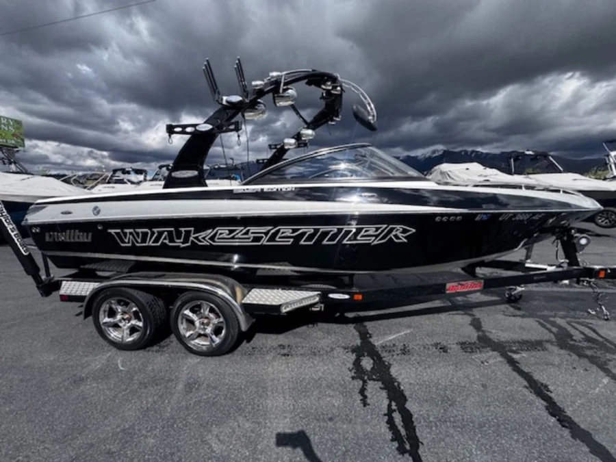 2007 Malibu Boats Wakesetter VLX for sale in Kaysville, Utah