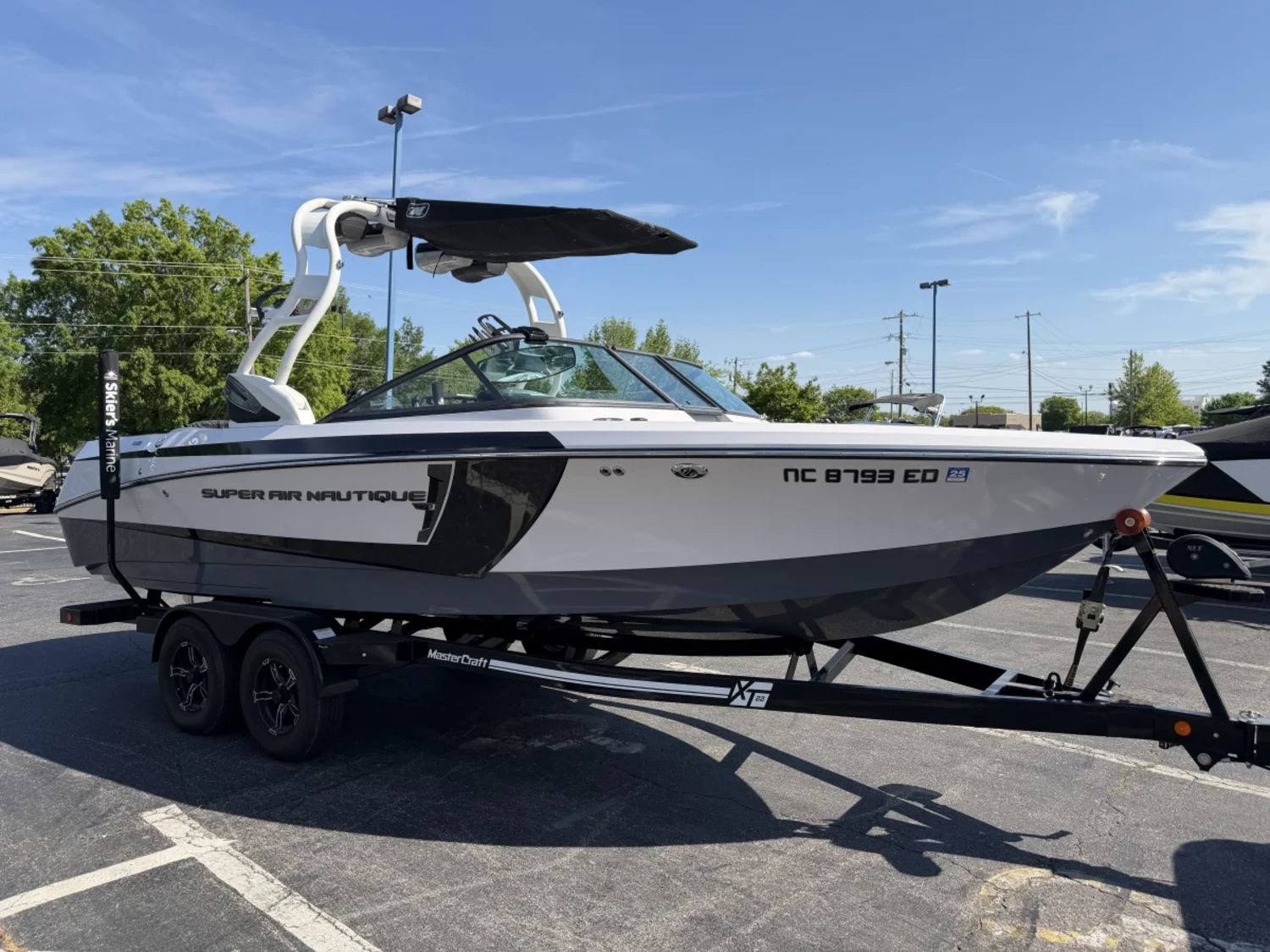 2015 Nautique 230