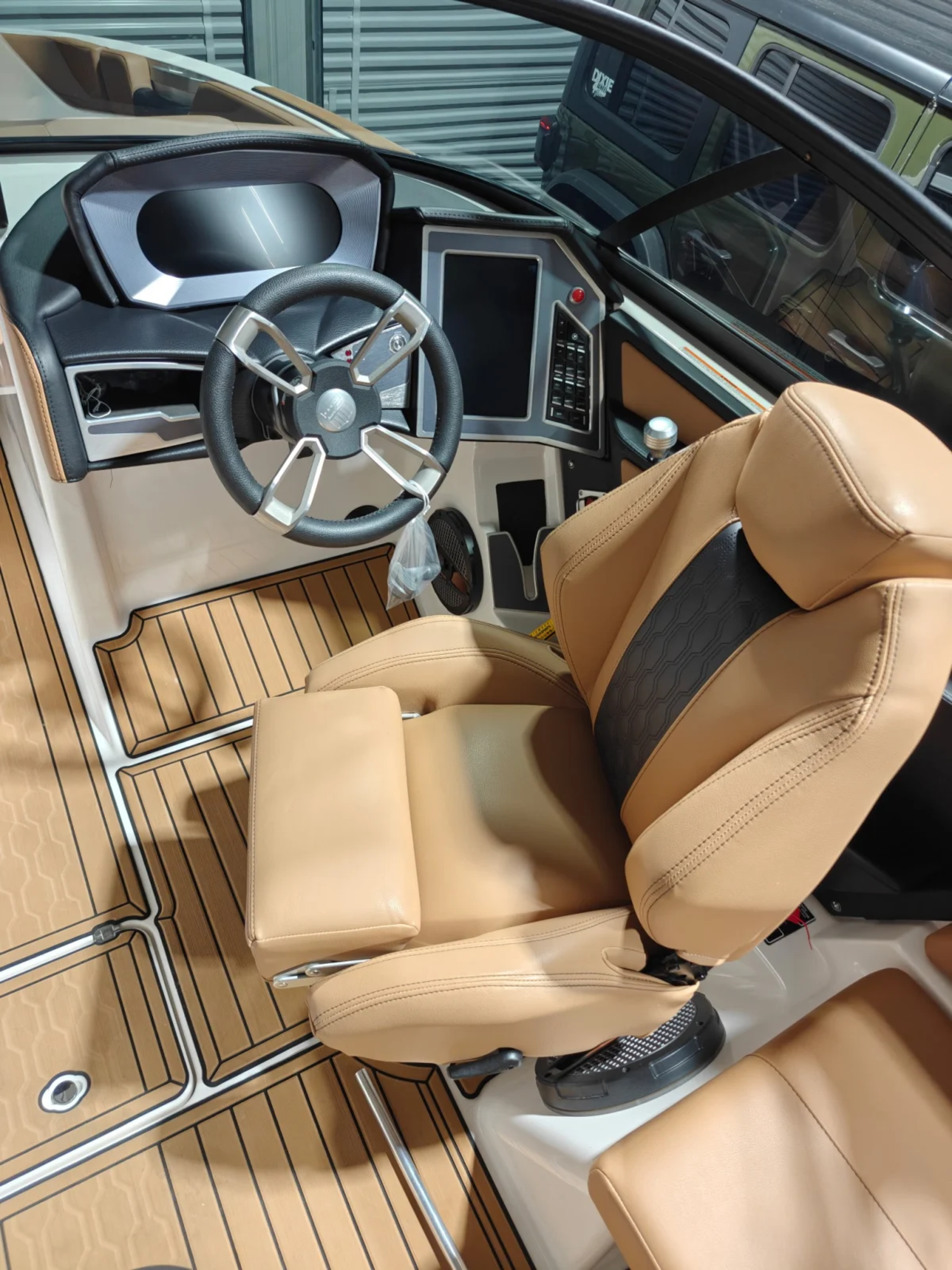 2024 Mastercraft XT24