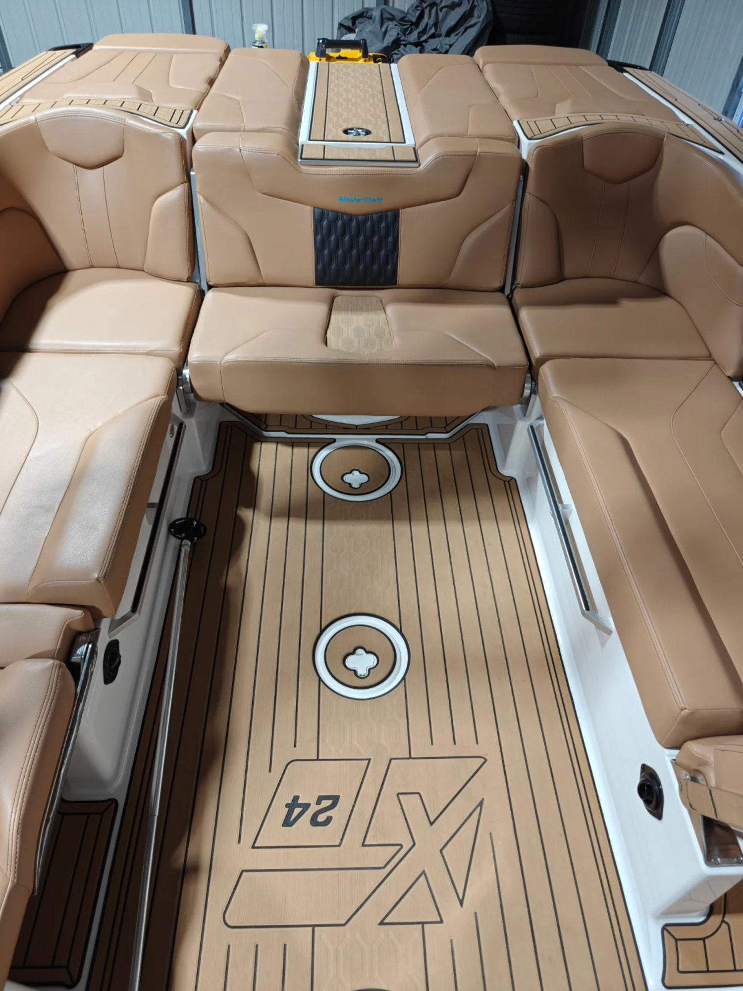 2024 Mastercraft XT24