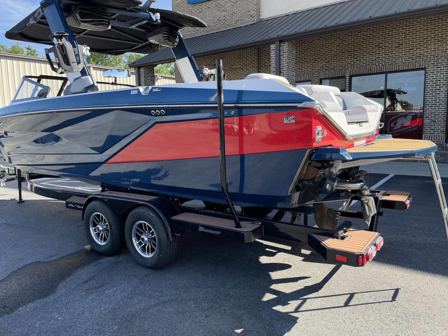 2023 Nautique G25