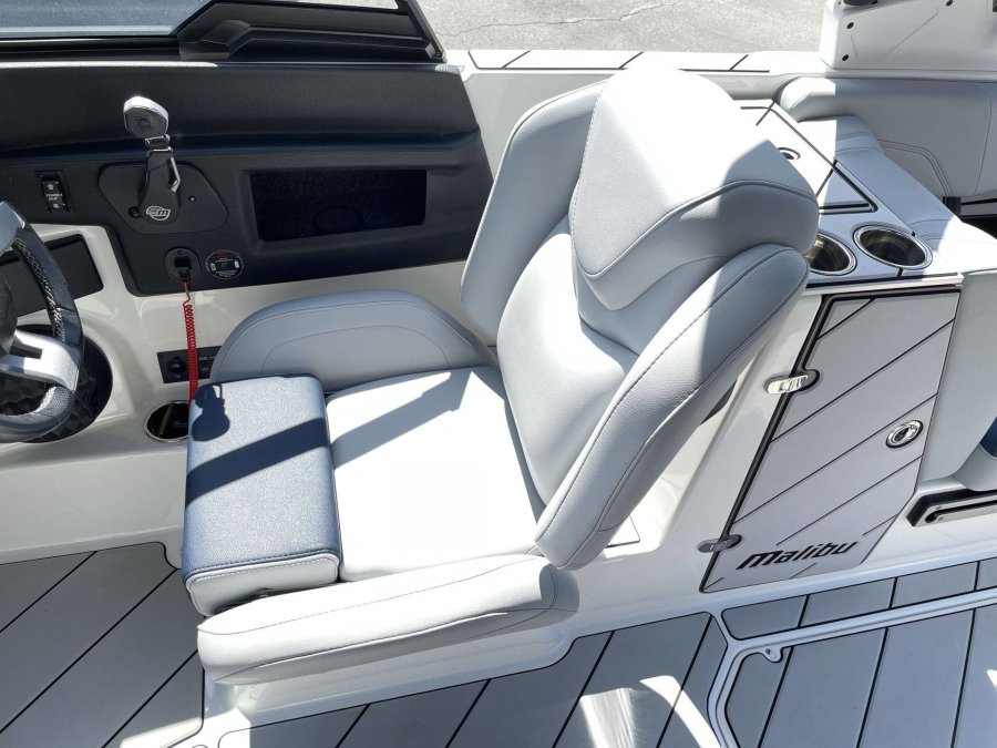 2023-malibu-wakesetter-25-lsv-129404-image16