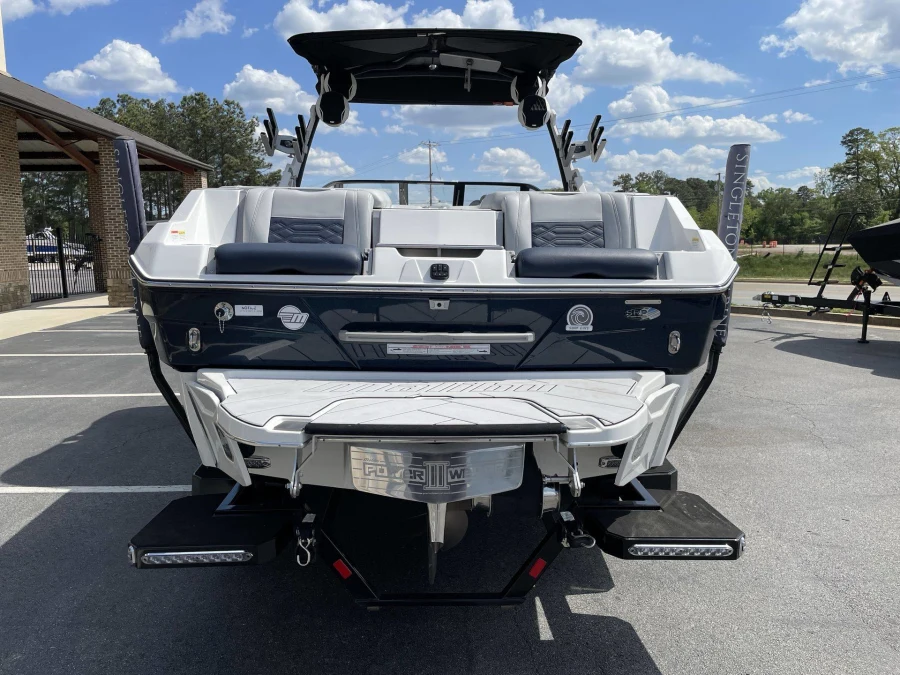 2023 Malibu Boats Wakesetter 25 LSV for sale in Buford, Georgia