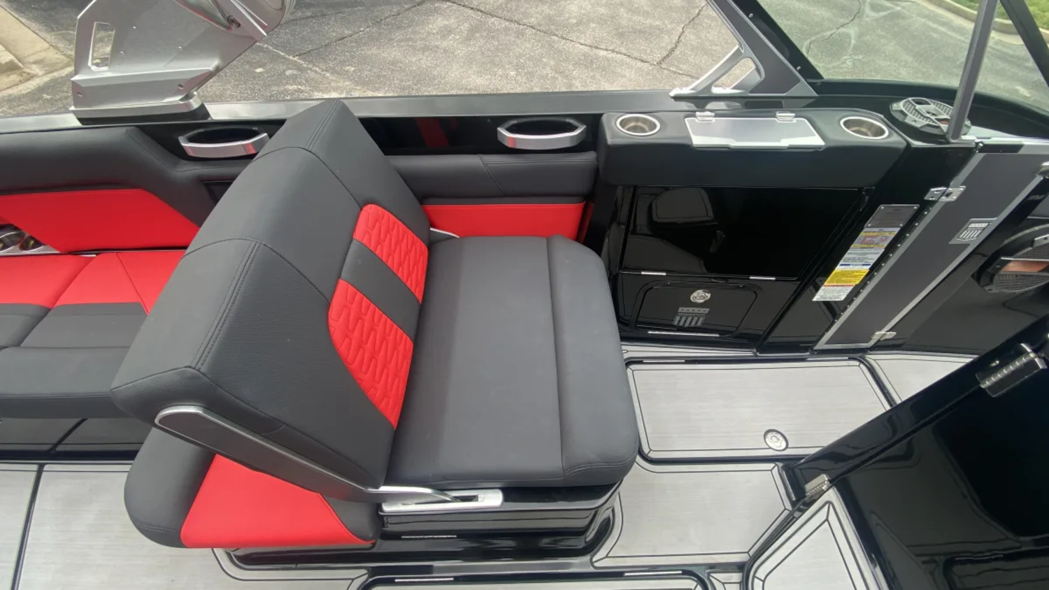 2021 MasterCraft X26