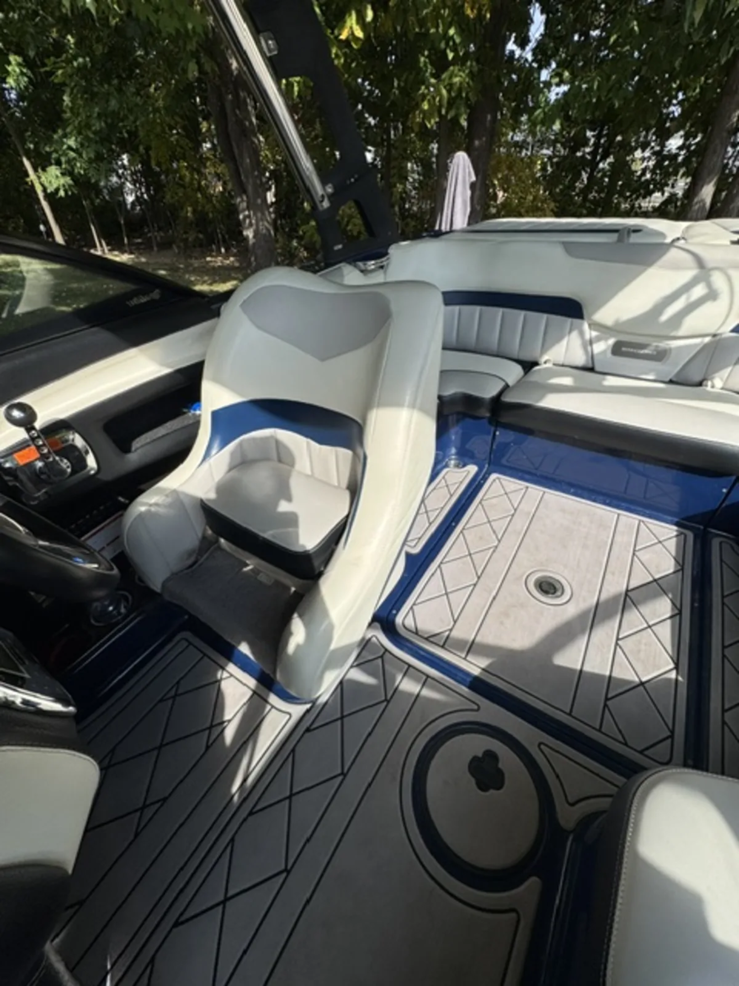 2013 Malibu Wakesetter 20MXZ