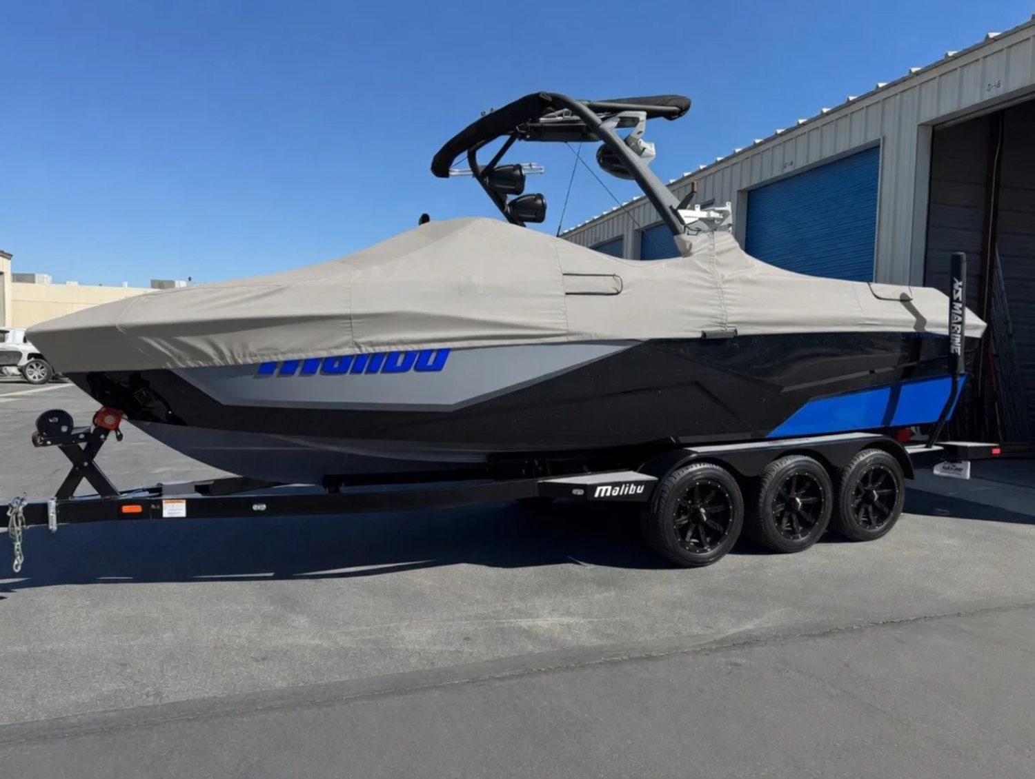 2022 Malibu Boats Wakesetter 25 LSV