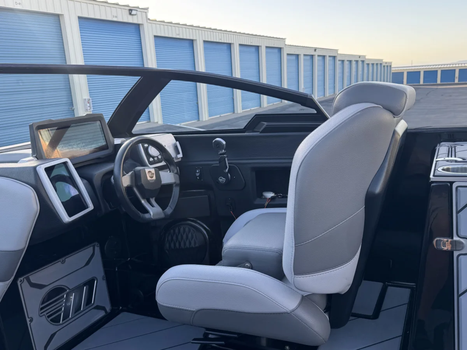 2022 Malibu Boats Wakesetter 25 LSV