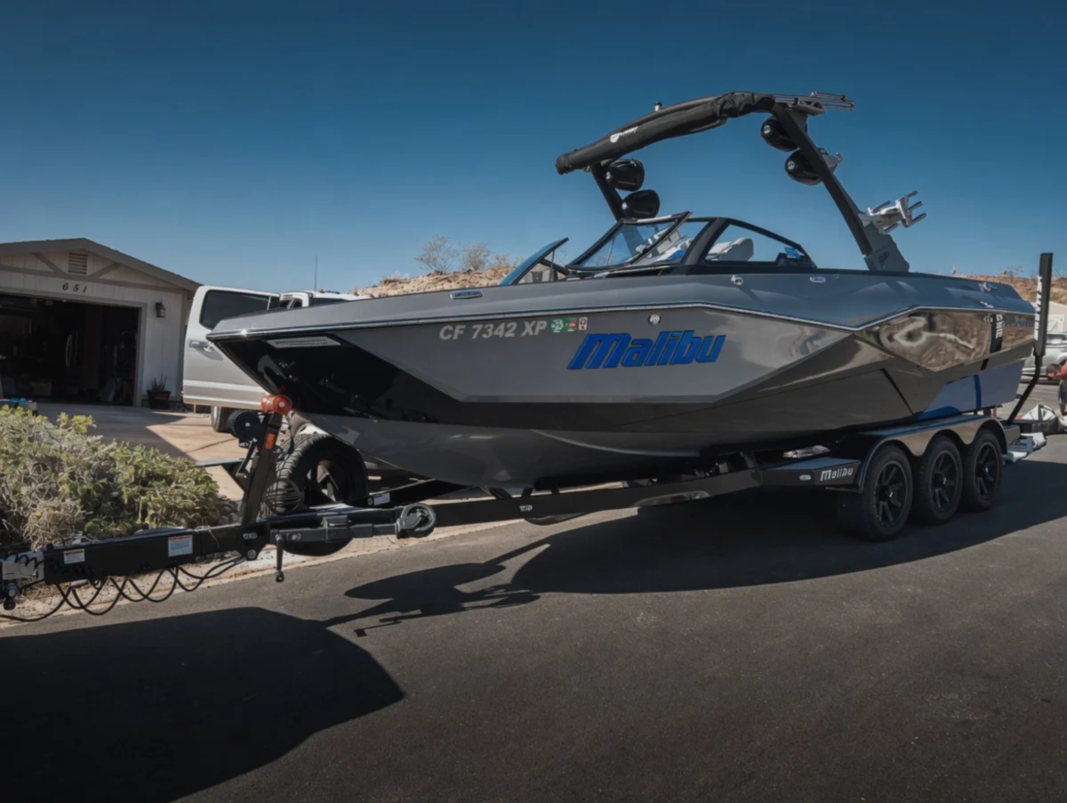 2022 Malibu Boats Wakesetter 25 LSV