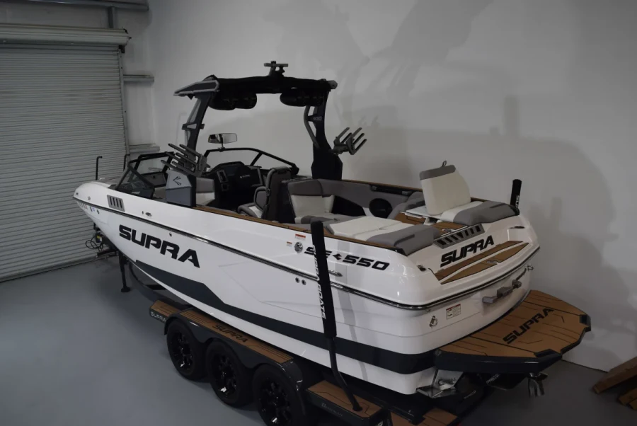 2021 Supra Boats SE for sale in BAKERSFIELD, California