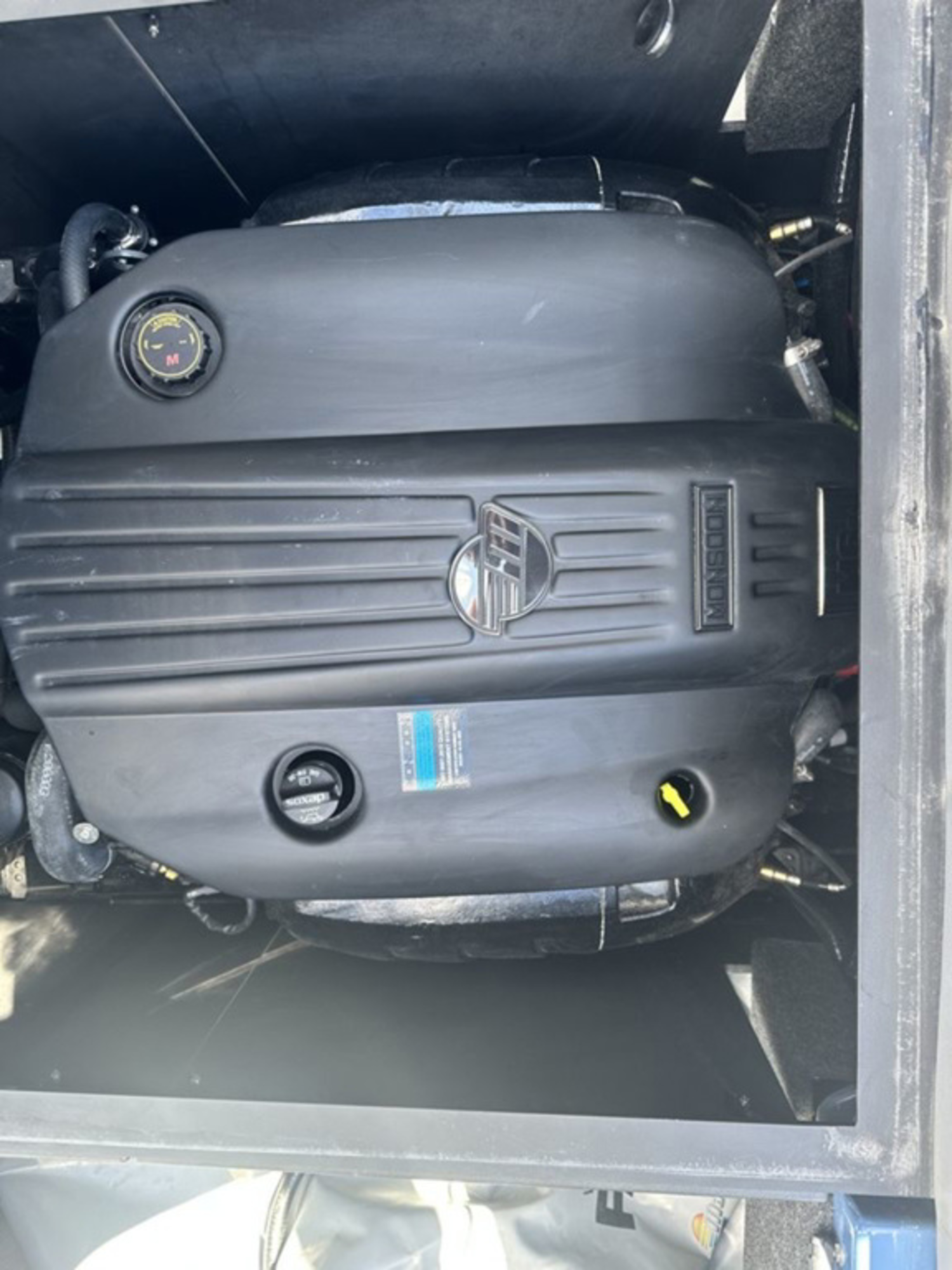 2023 Axis Wake Research T220