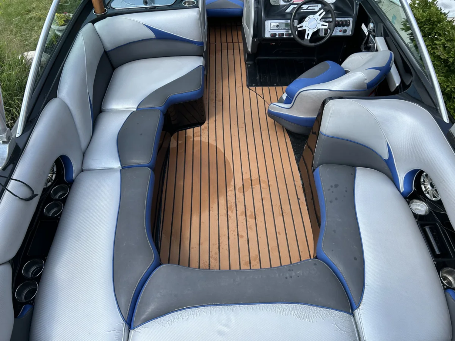 2012 MB Sports F21 Tomcat  Surf Wake Ready  Upgraded Audio  Clean Interior Trailer Included