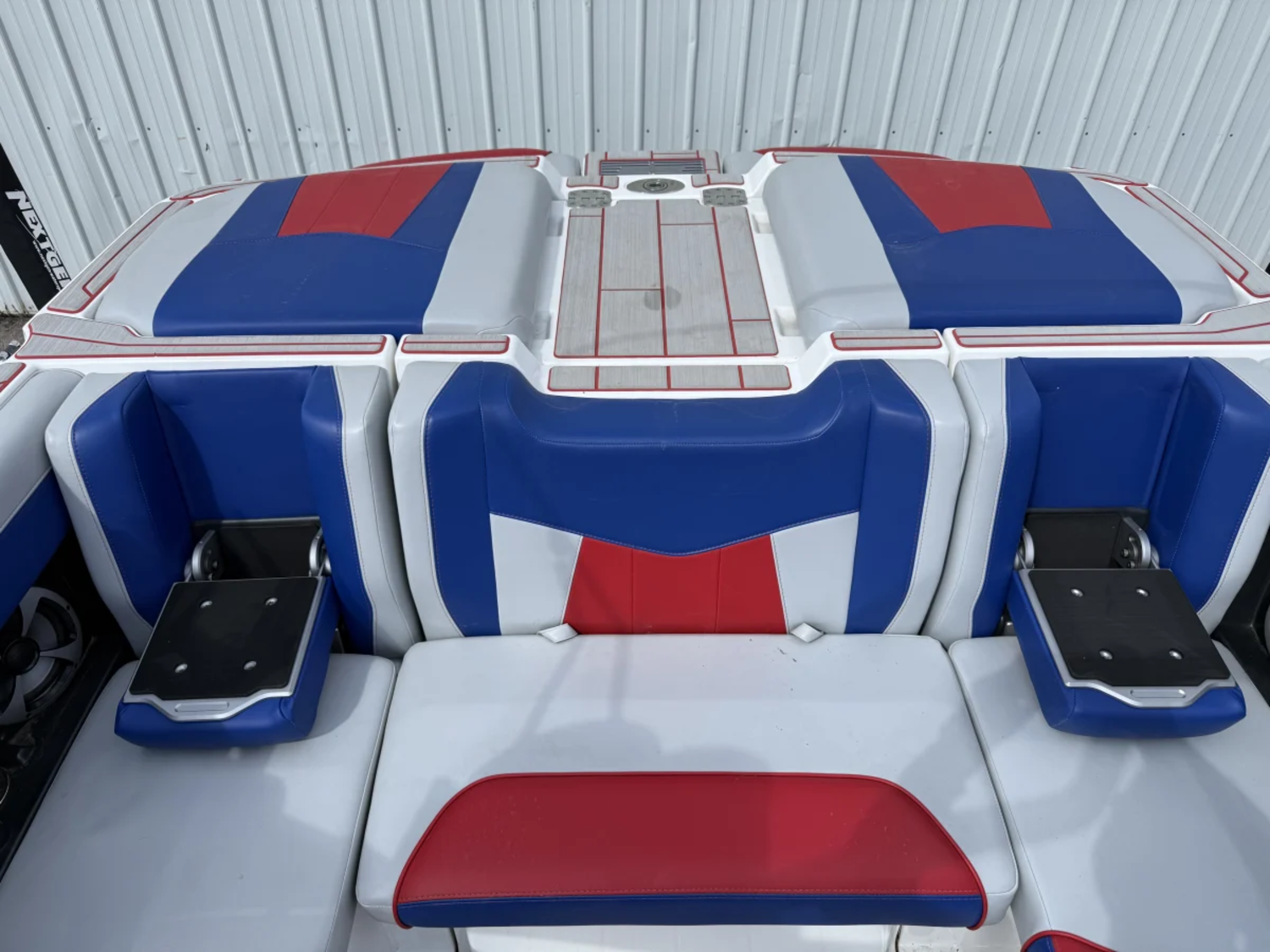 2021 MALIBU 23 MXZ Wakesetter